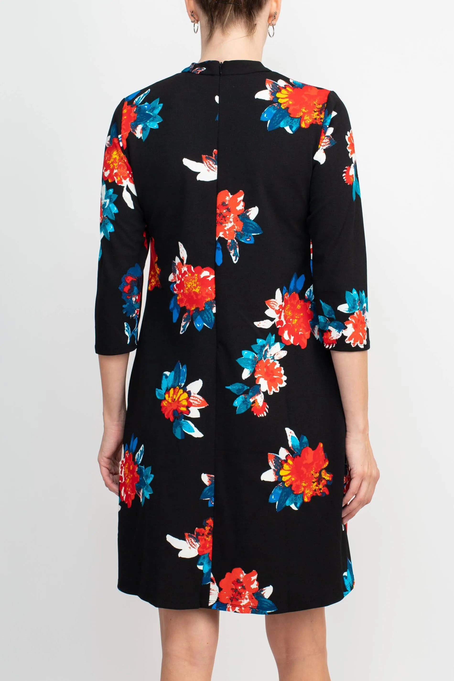 Danillo Crew Neck 3/4 Sleeve A-Line Zipper Back Floral Print Crepe Dress